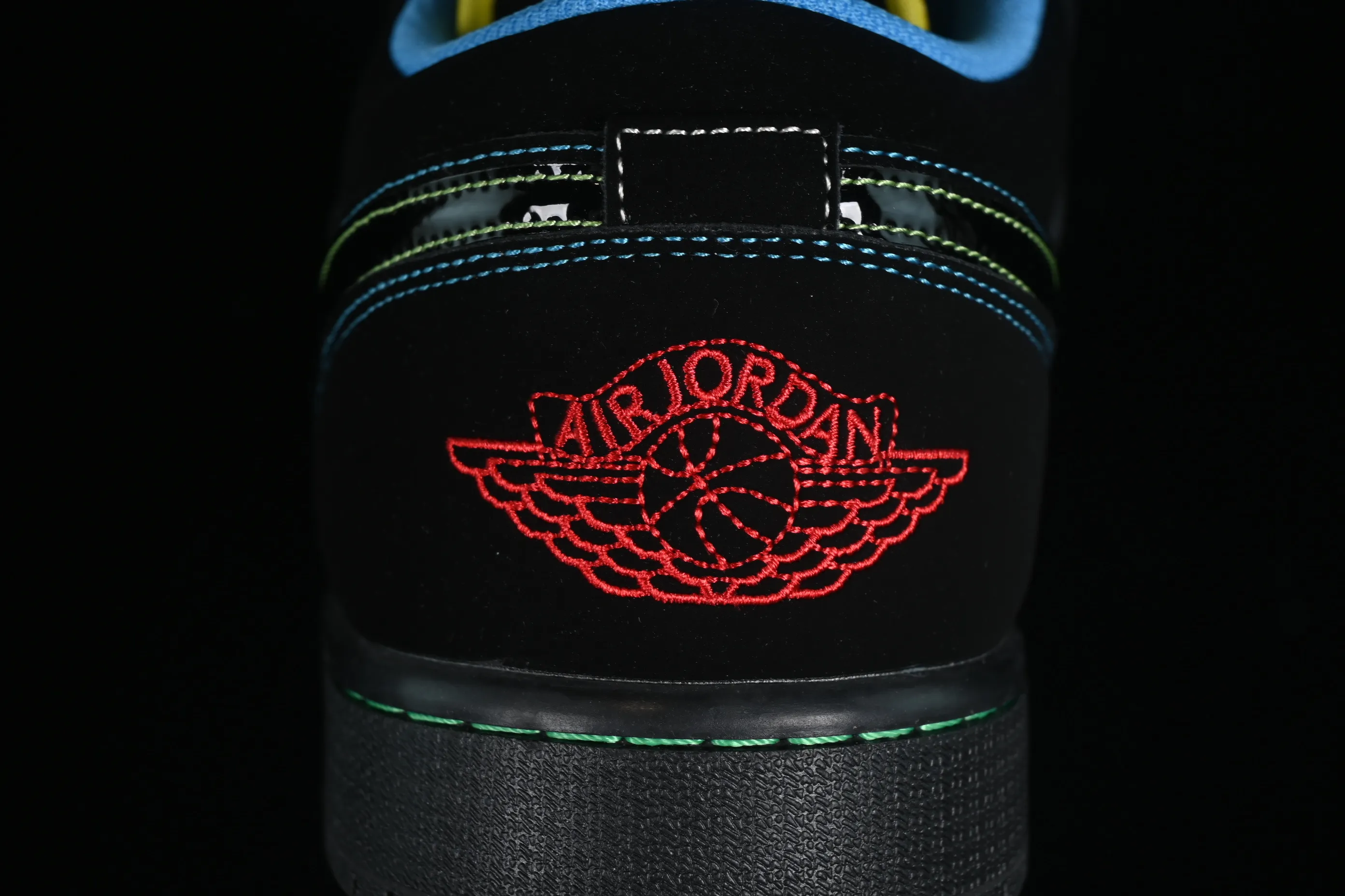 All categories Air Jordan Jordan series basketball shoes Air Jordan 1 Low Air Jordan 1 Low AJ1 Joe 1 black and green low-top cultural basketball shoes 338145-003